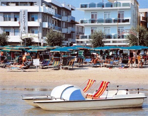 Hotel Bellavista-Olympic Ріміні Екстер'єр фото