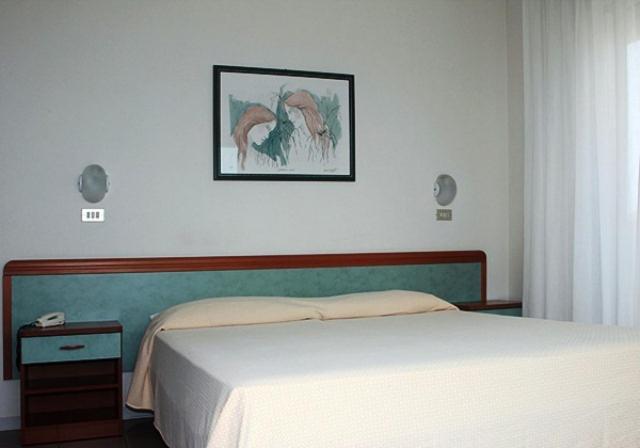 Hotel Bellavista-Olympic Ріміні Екстер'єр фото