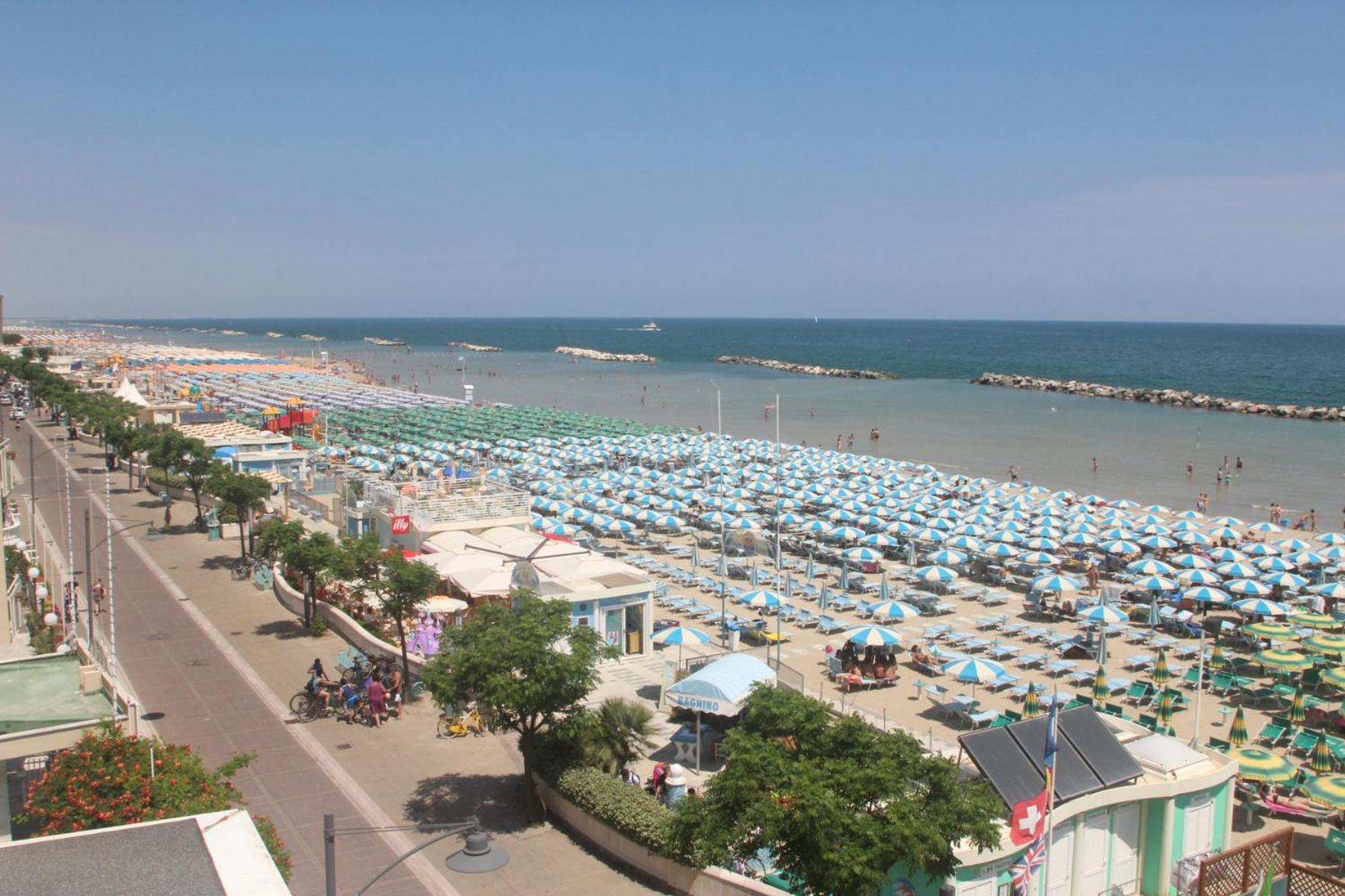 Hotel Bellavista-Olympic Ріміні Екстер'єр фото